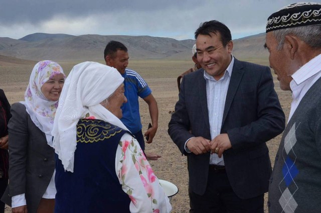 19398595_1352862378102327_1446937401_n