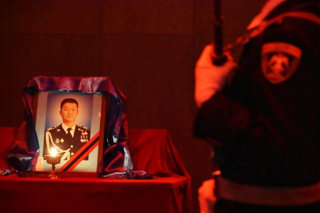 44322793_2094781243886625_5015663581362913280_n