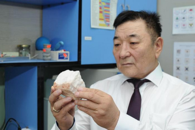 61o0npsoib9takpa4s6t7jetic_b