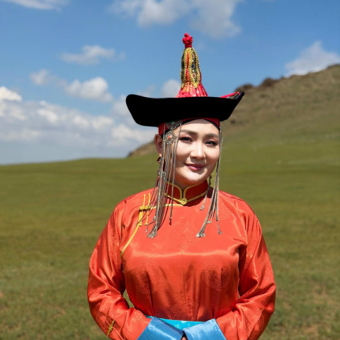 чулуунчимэг